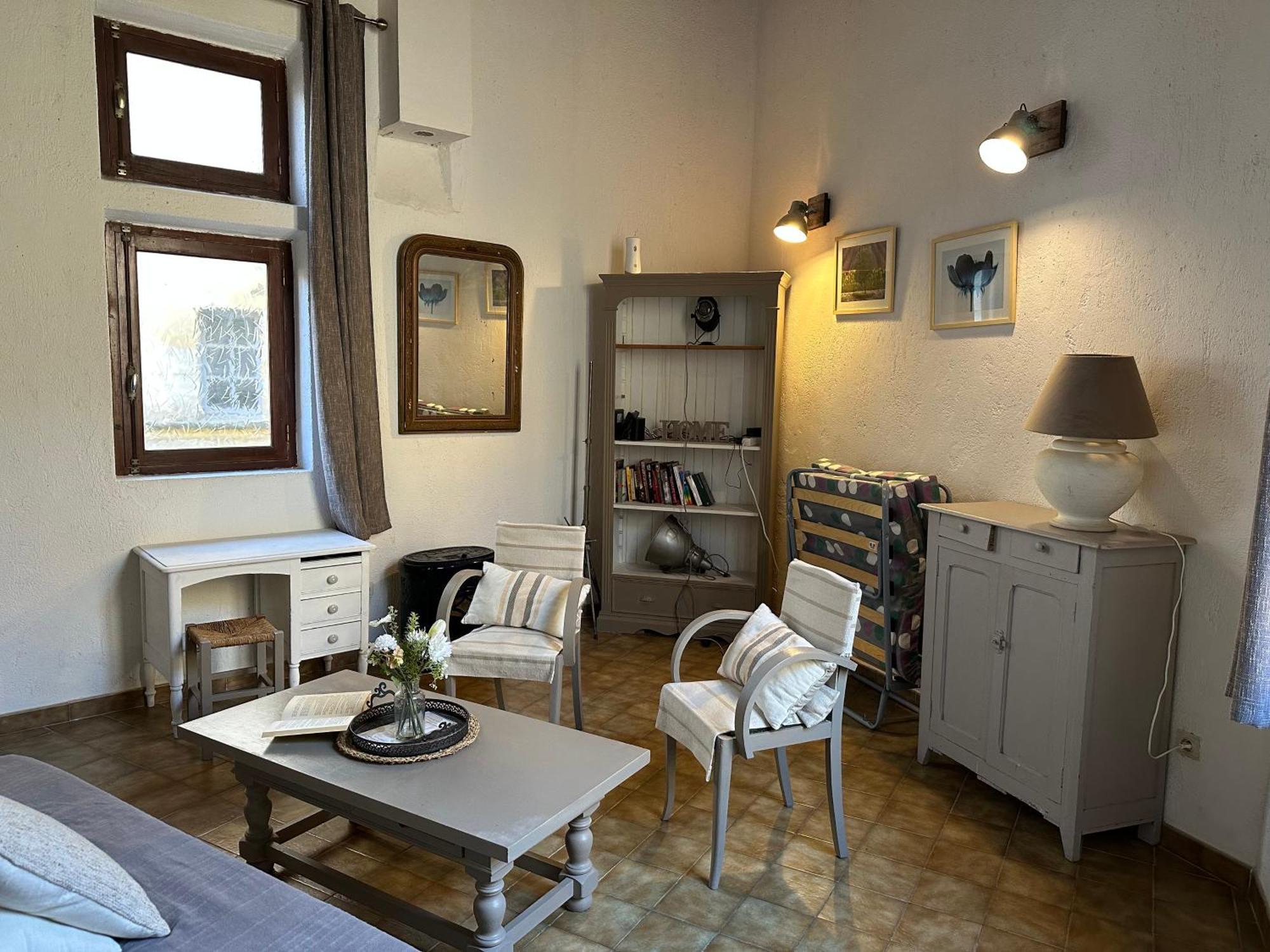 La Maison Des Hautures Arles Luaran gambar