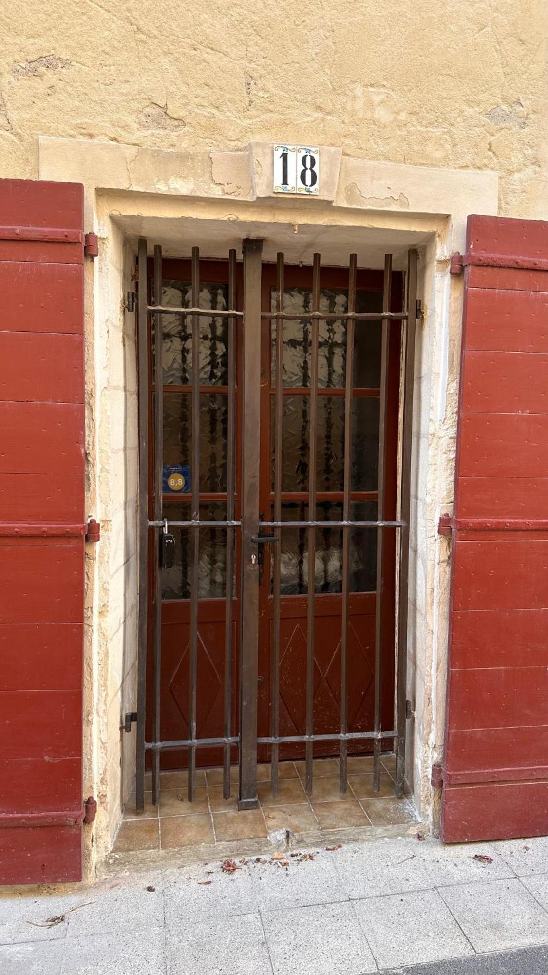 La Maison Des Hautures Arles Luaran gambar